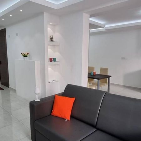 Seaview 2 Double Bedroom Modern Apartment St. Paul's Bay Exterior photo