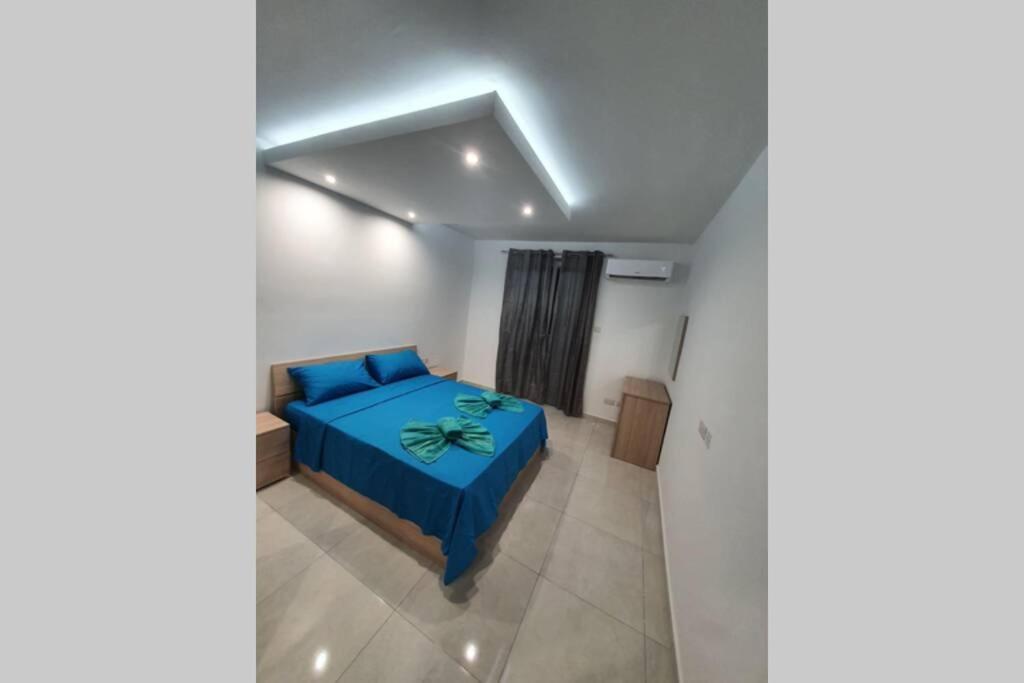 Seaview 2 Double Bedroom Modern Apartment St. Paul's Bay Exterior photo